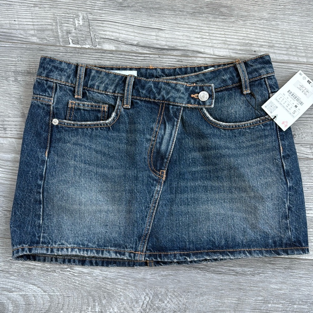 Denim mini skirt